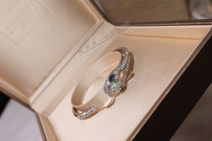 Bvlgari飾品 寶格麗蛇系列白金藍寶石手鐲  zgbq3068